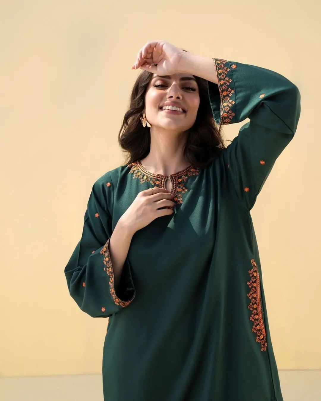 AFREEN WINTER EMBROIDERY 2PC